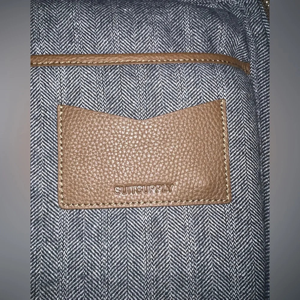 SUITSUPPLY Genuine Leather IPad/Computer Bag